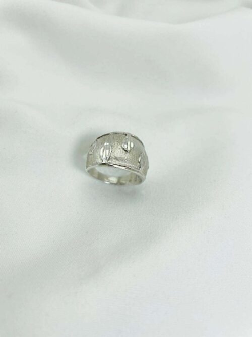 Anillo Lineas con hojas diamantadas Nº18